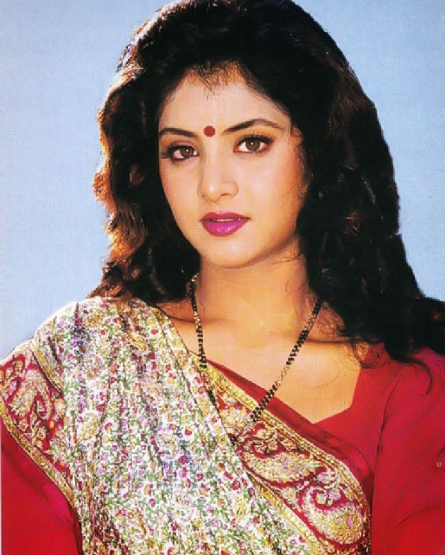 English Film-Review by Divya Bharti : 111124256