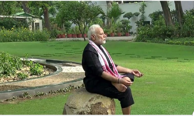 Hindi Thought by Anil Mistry https://www.youtube.com/c/BHRAMGYAN : 111382511