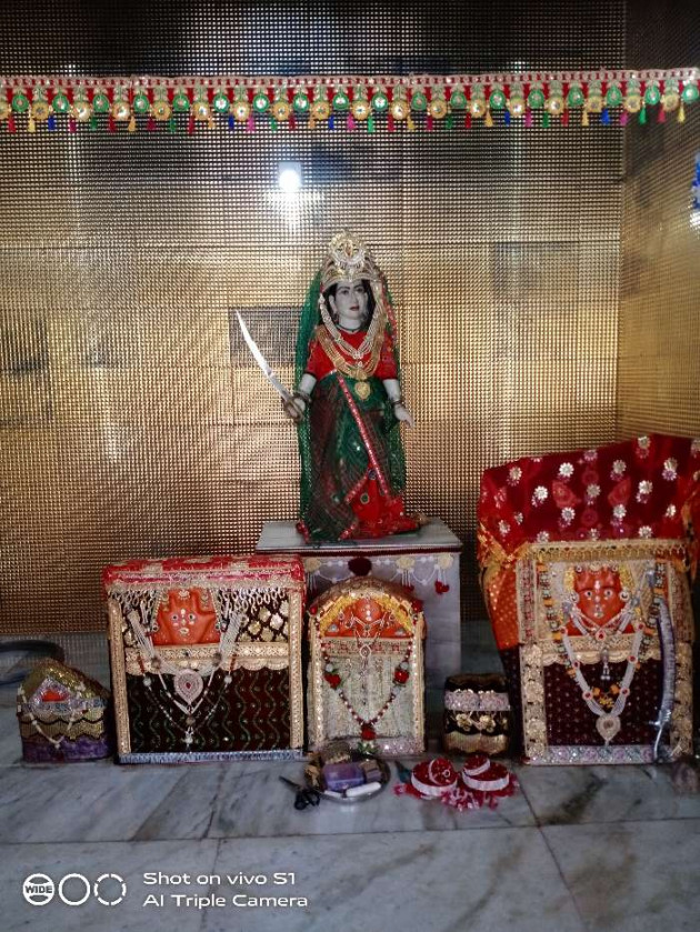 Gujarati Religious by Mukesh Dhama Gadhavi : 111589579
