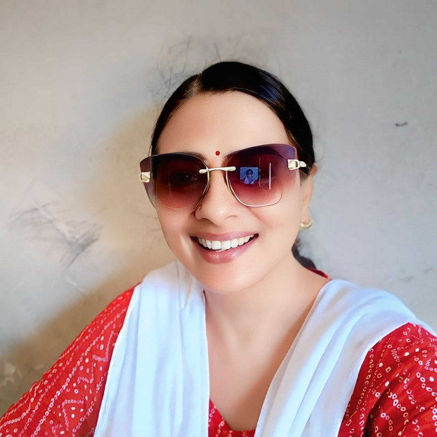 Hindi Quotes by DrAnamika : 111975332