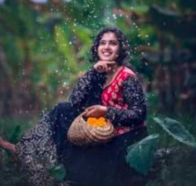 Gujarati Poem by Awantika Palewale : 111985876