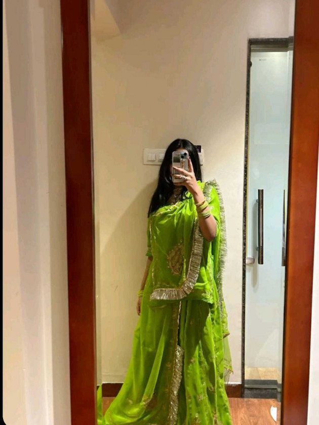 Hindi Shayri by kajal Thakur : 111989763